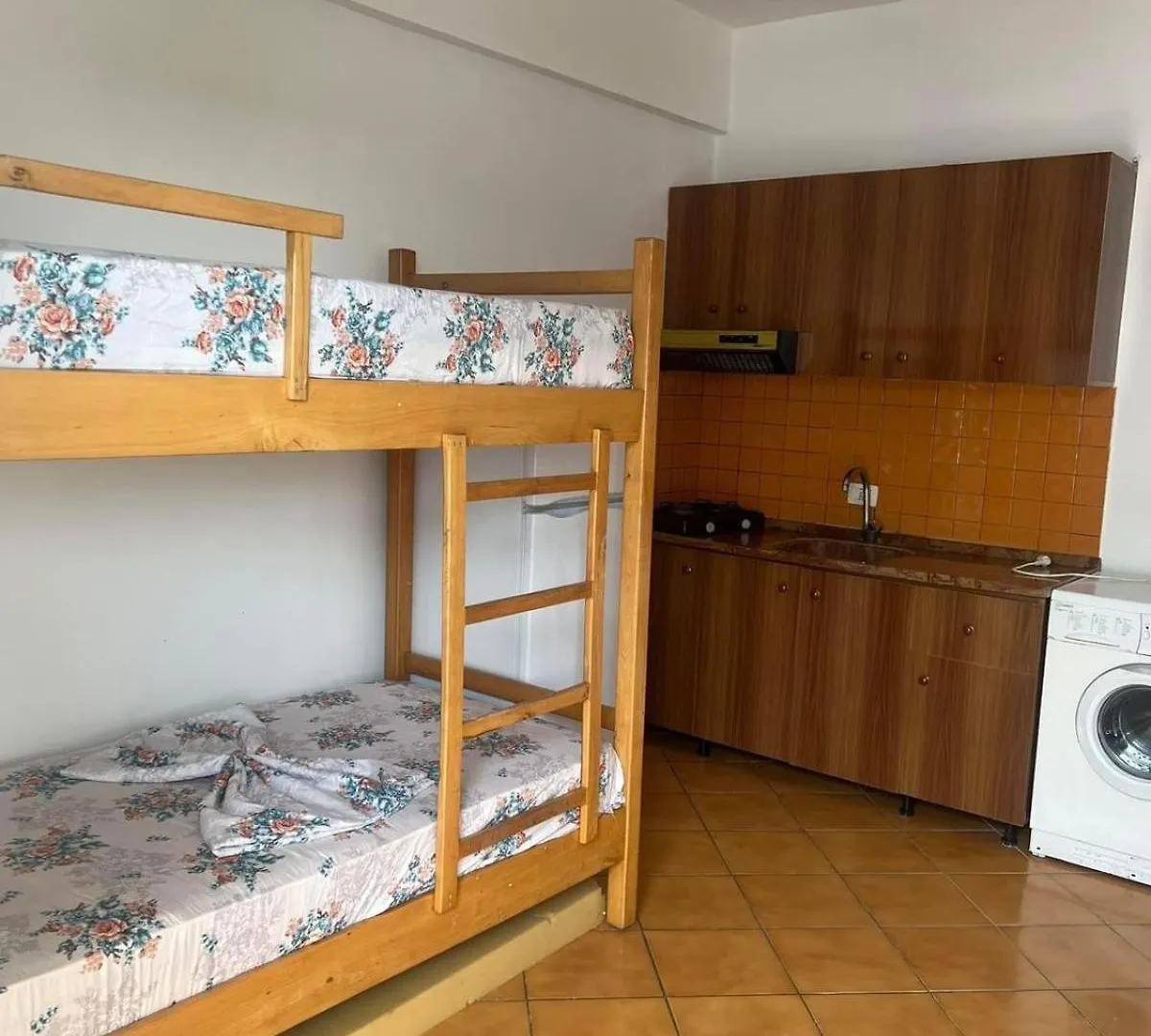 Hotel Jurgen Velipojë 0*,  Albanië